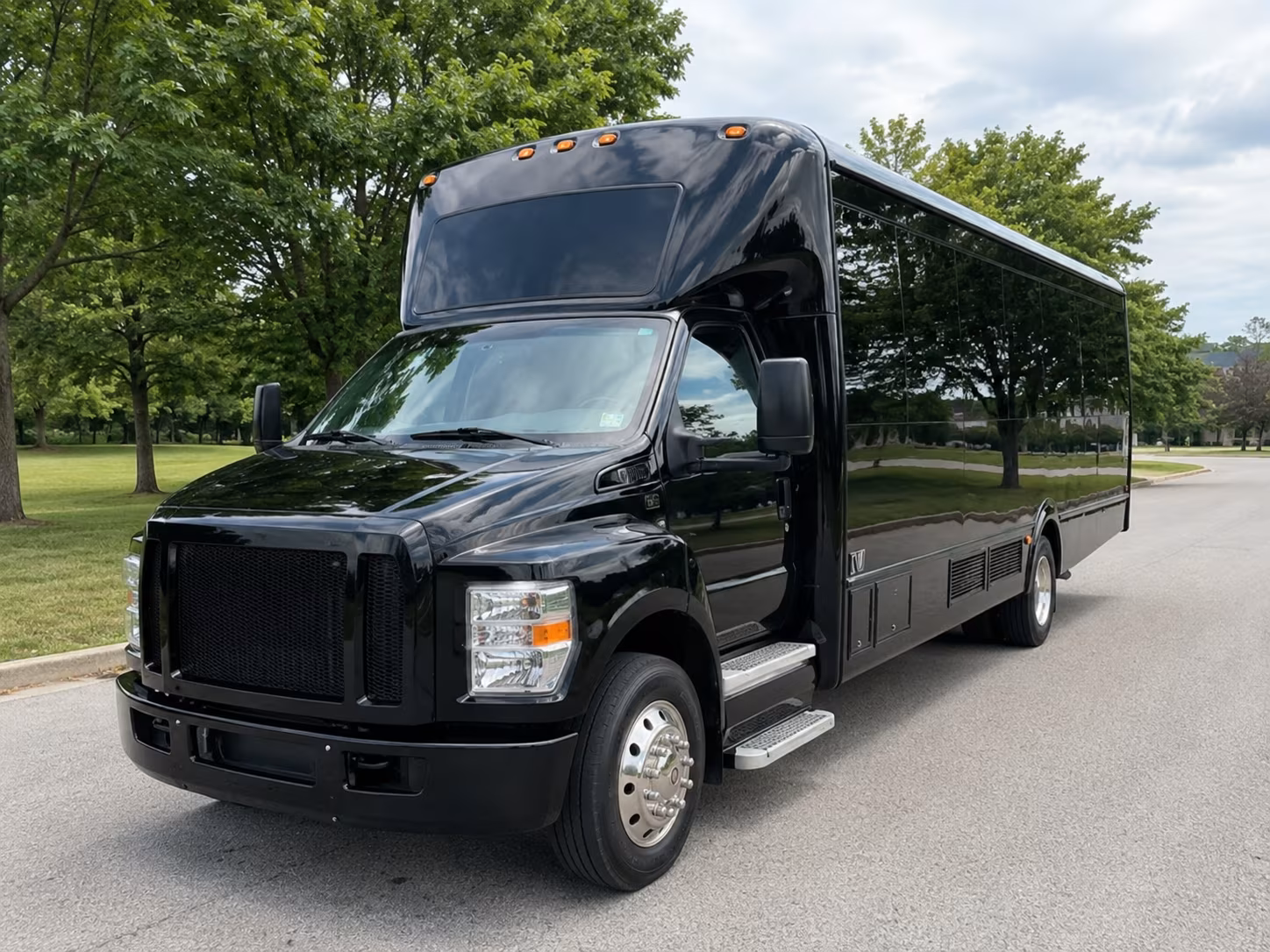 birthday party buses for a night out on federal hill and downtown providence