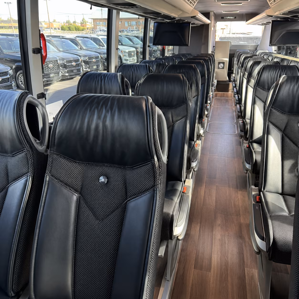charter bus shuttle service to t f green international airport pvd